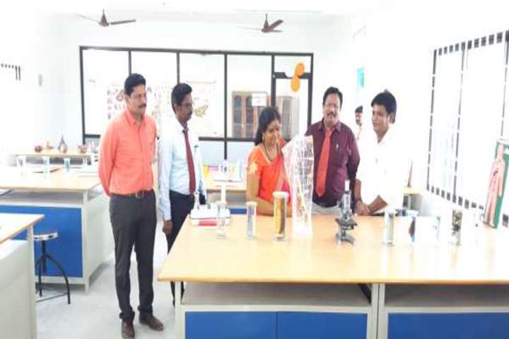 Bharat International School-Biology Lab