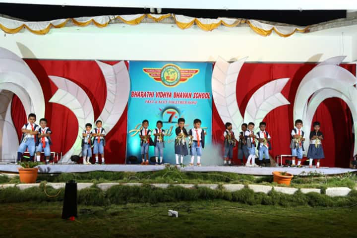 Bharathi Vidhya Bhavan School-Dancing Activity