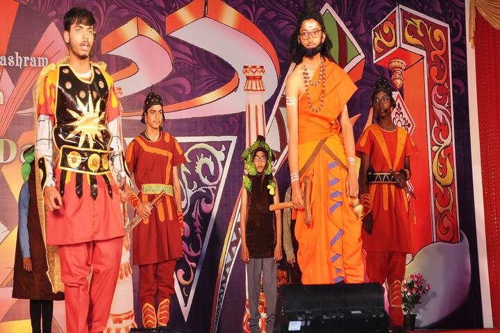BhavanS Gandhi Vidyashram-Drama
