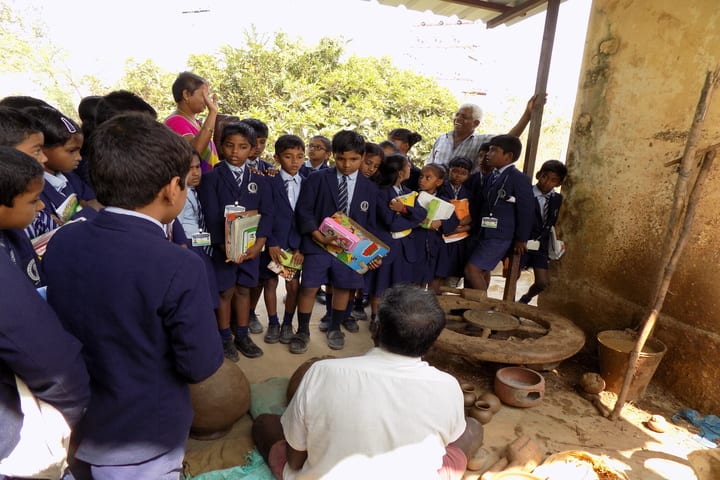 Brammaas Vidhyalaya School-School Excursion