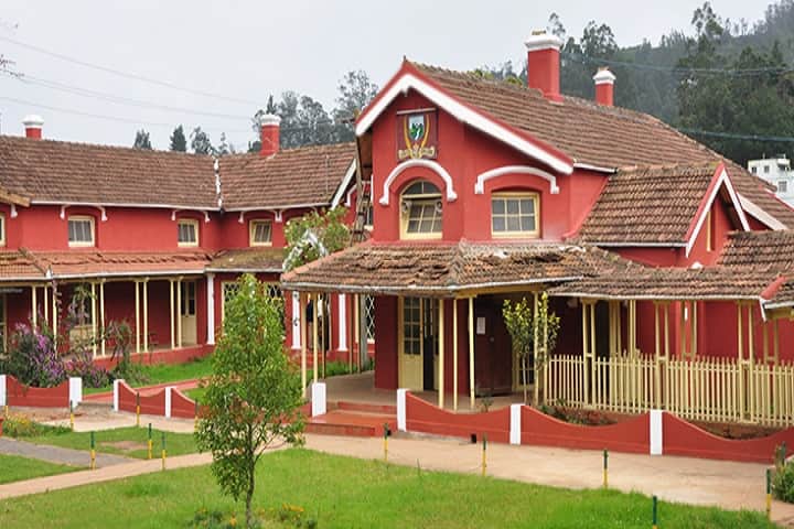 Breeks All India Secondary School-School Building