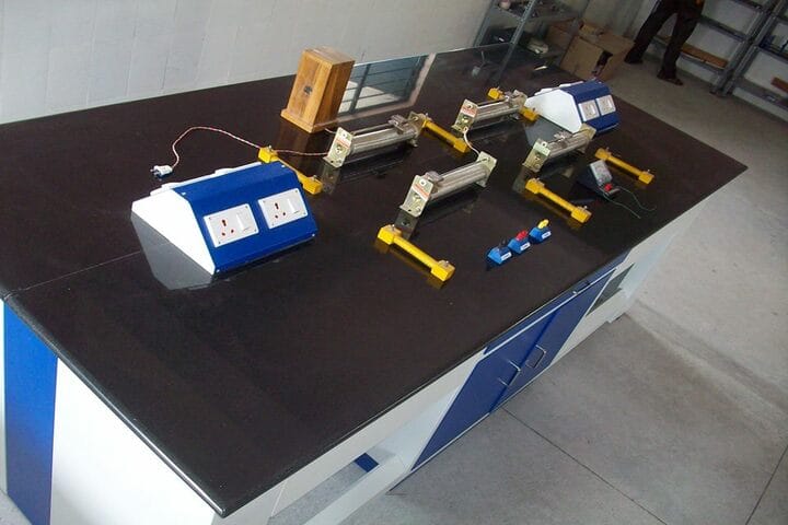 Cambridge Public E-School-Science Lab
