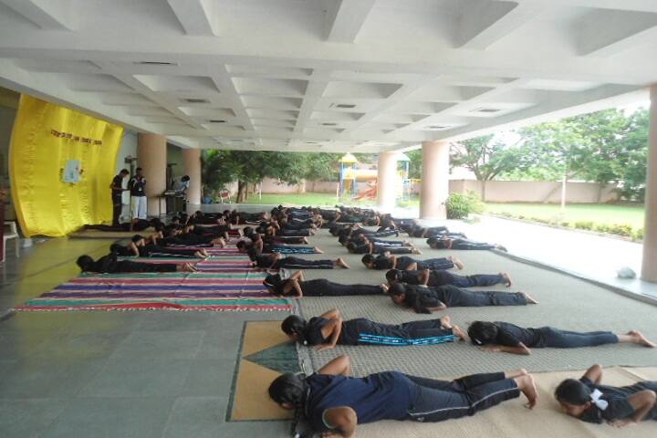 Ceedeeyes Dav Public School - Yoga