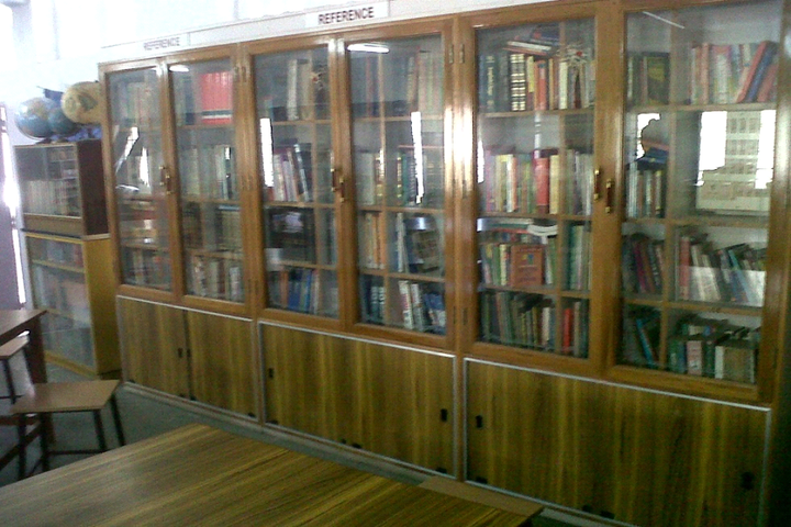 Chinmaya Vidyalaya-Library