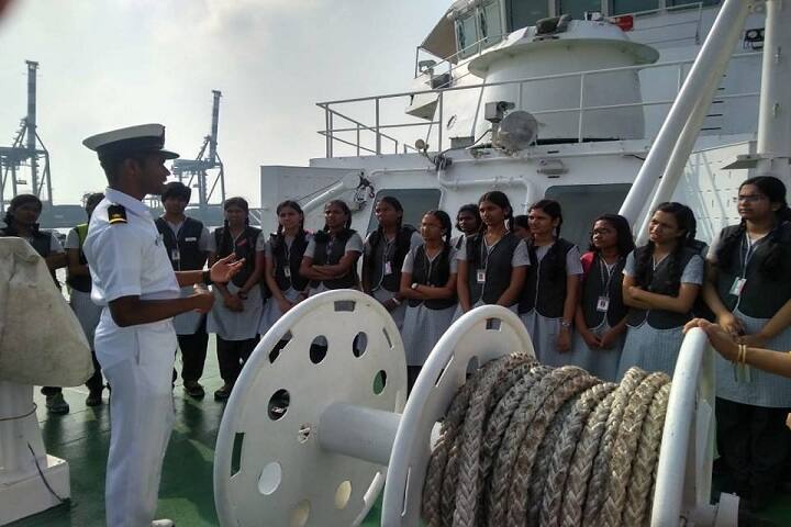 D A V Senior Sec School-Educational Tour