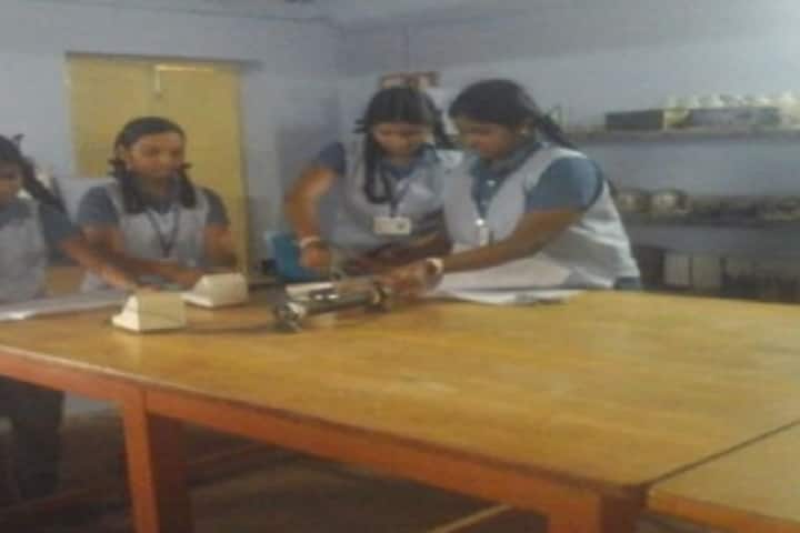 Dr M S U Murthy School Of Excellence-Laboratory