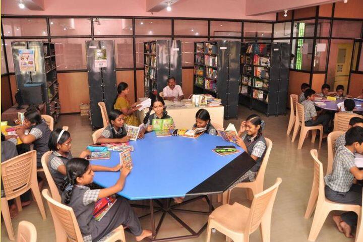 Dr Nalli Kuppuswamy Vivekananda Vidyalaya Junior College-Library