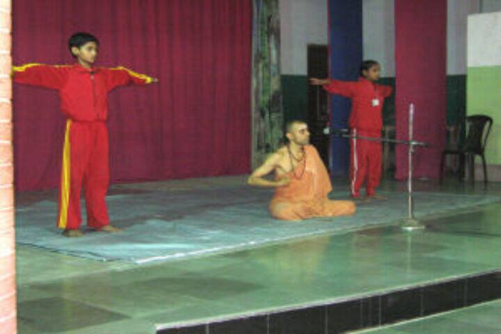 Notre Dame Academy-Yoga