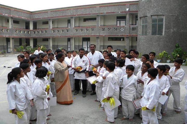 Notre Dame Academy-Karate