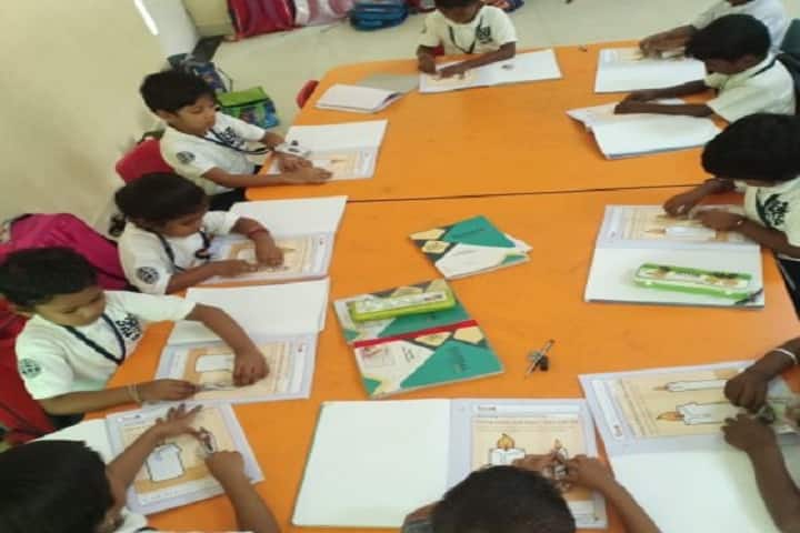 Global Public School-Art room