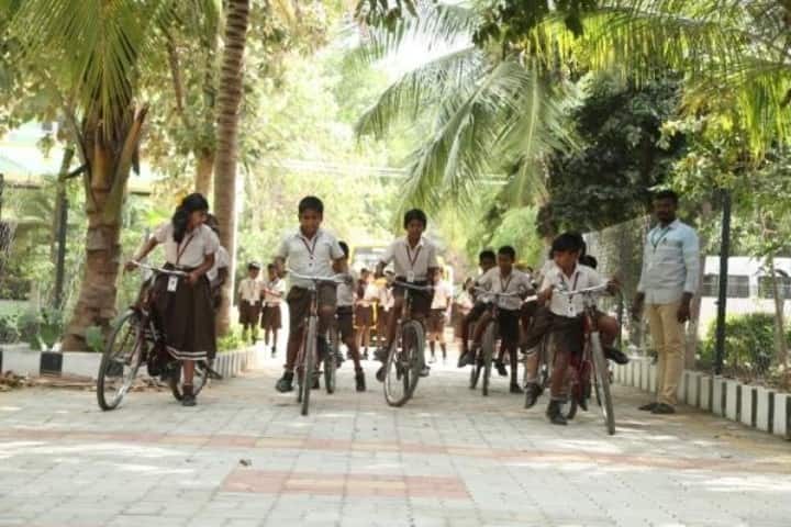 Green Park Smart School-Bicycle