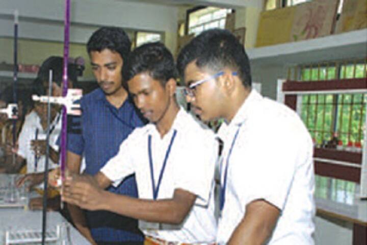 Hillock International School-Laboratory