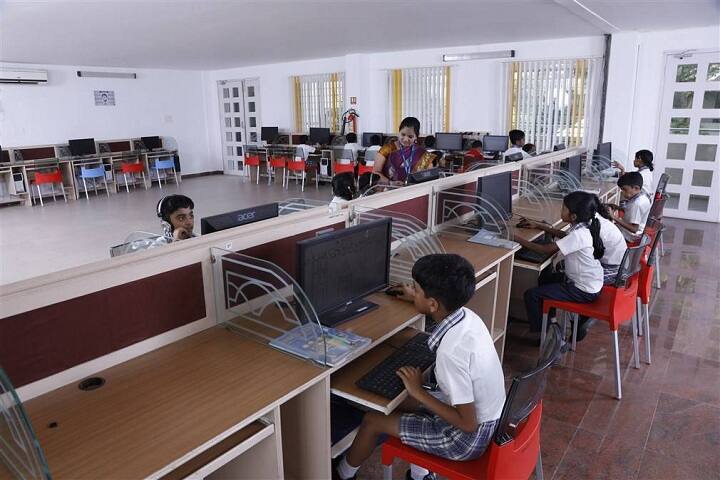 Hindustan International School-Computer Lab