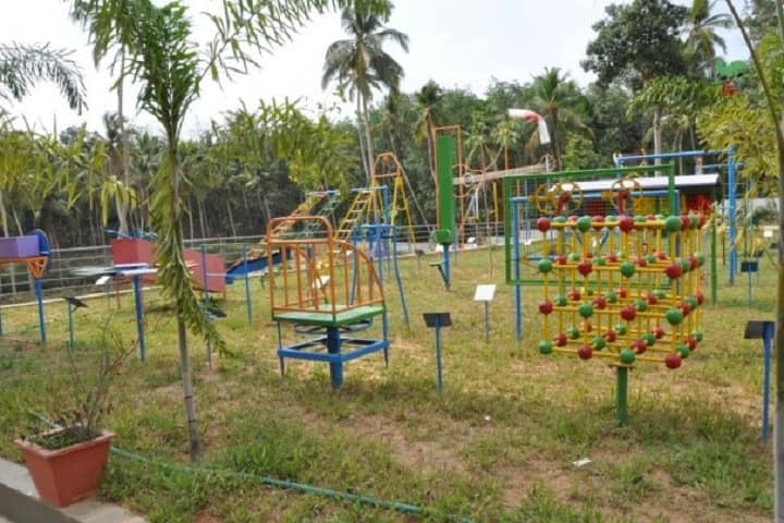 Holy Trinity International School-Kindergarden