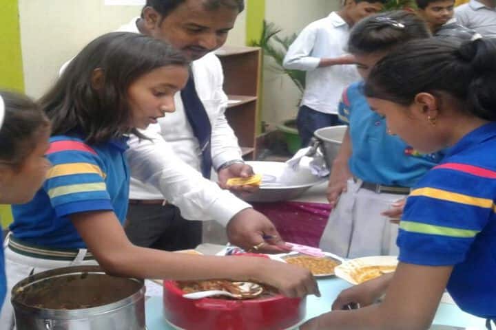 Oasis Residential Public School-Food Fest