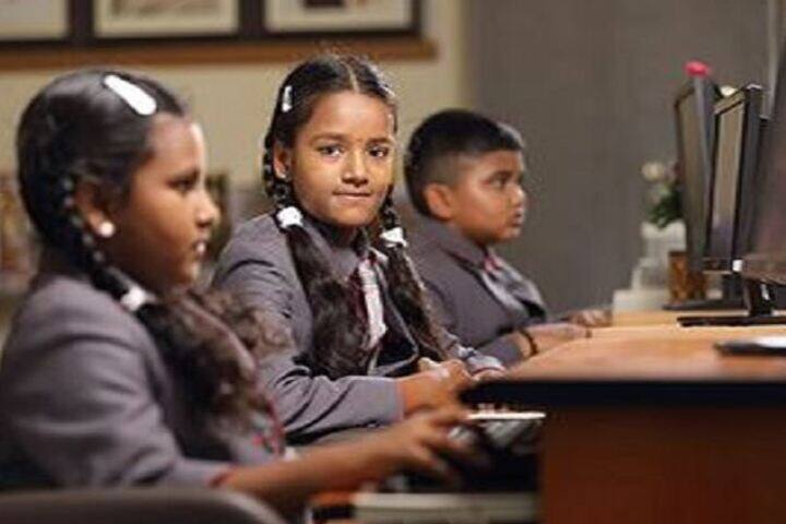 Jeeva Memorial Public School-Computer Lab