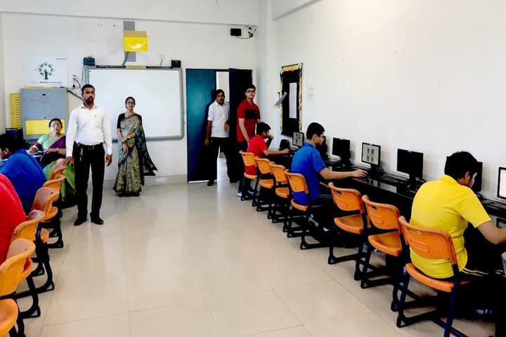 Open Minds A Birla School-Computer Lab