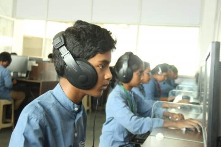 Kamala Niketan Montessori School-English Lab