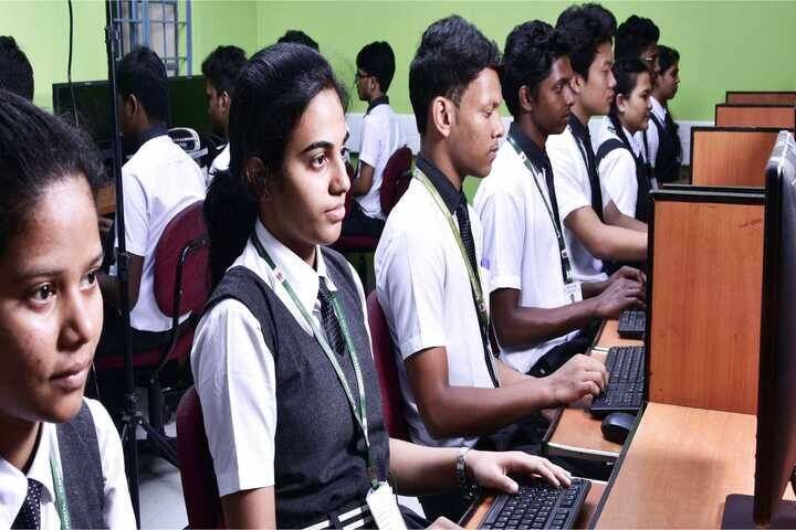Karunya Christian School-Lab