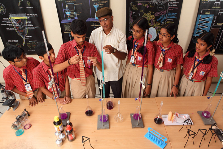  Sri Chaitanya Techno School-Science Lab 