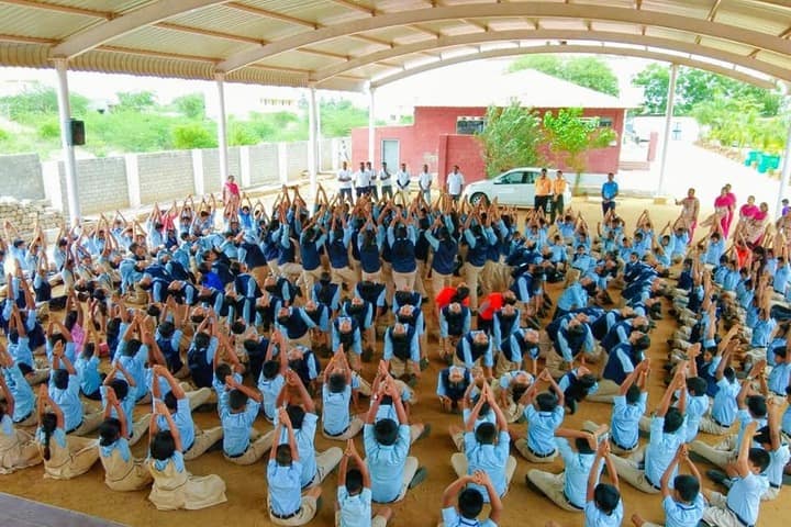Kids Club School-Yoga