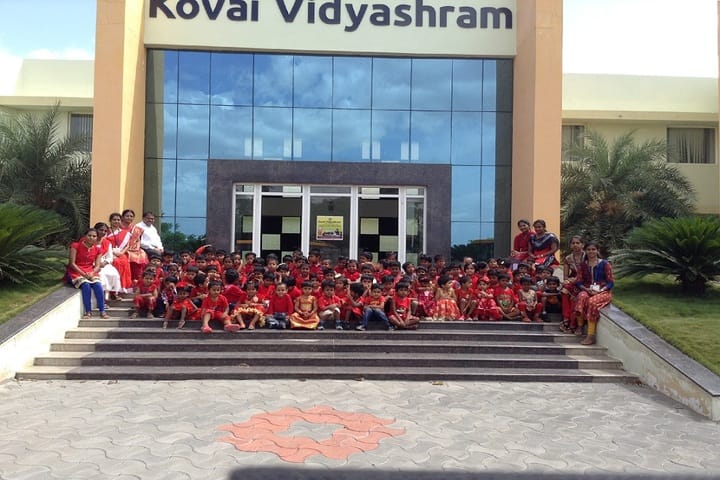 Kovai Vidyashram school-KG Colours Day