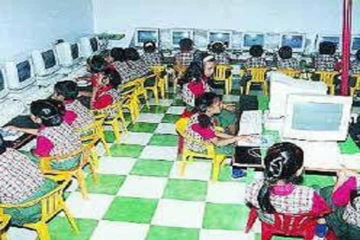 La Chatelaine Residential Junior College-Computer Class