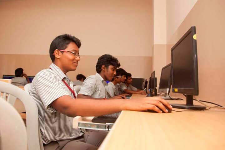 Lalchand Milapchand Dadha School-Computer Lab