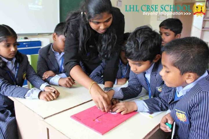LHL CBSE School-Science lab