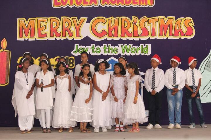 Loyola Academy-Students