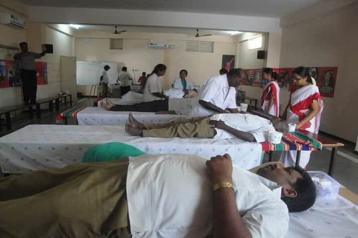 Maharishi Vidya Mandir-Blood Donation Camp by JRC