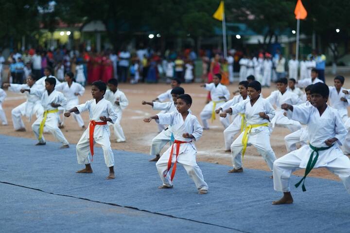 Maharishi Vidya Mandir-Karate