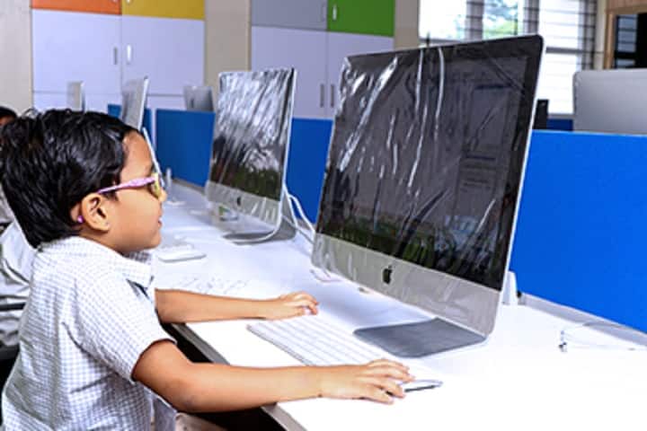 Mahatma Global Gateway School-Computer Lab