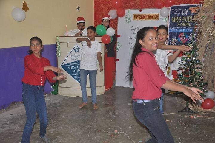 Mrs Public School-Dance