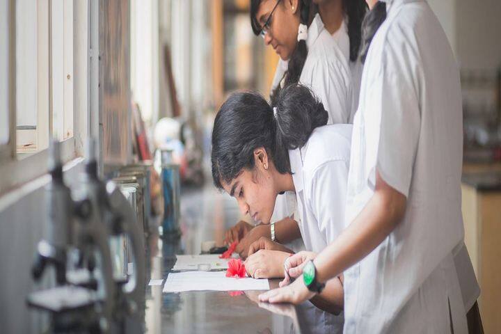 National Public School-Biology Lab