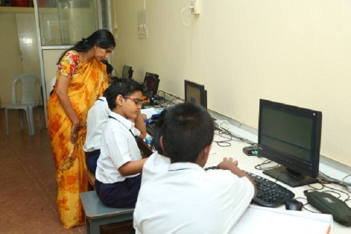 P S Senior Secondary School-Computer Lab