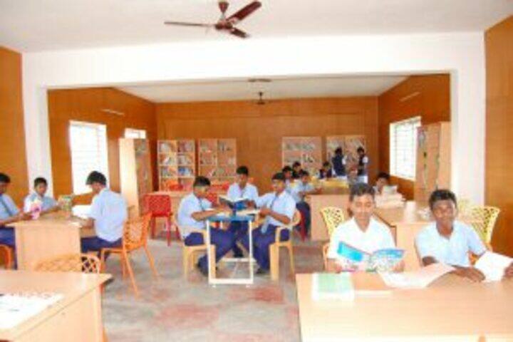 Pannai Public School-Library