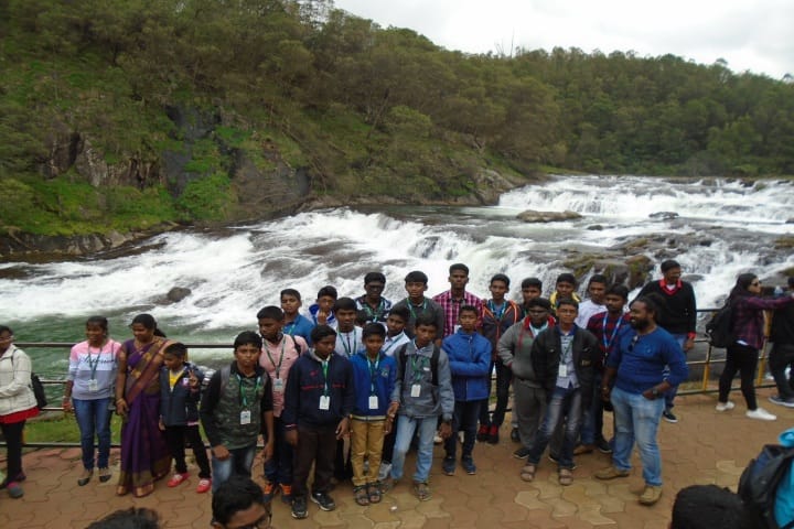 Peace On Green Earth Public School-Feild Trip