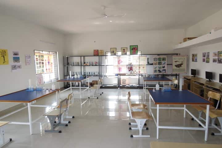 Pem School Of Excellence-Chemistry Lab