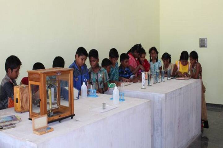 Pioneer Public School-Physics Lab