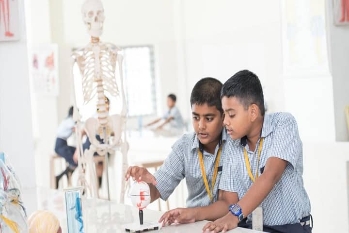 RMK Patashaala - Biology Lab