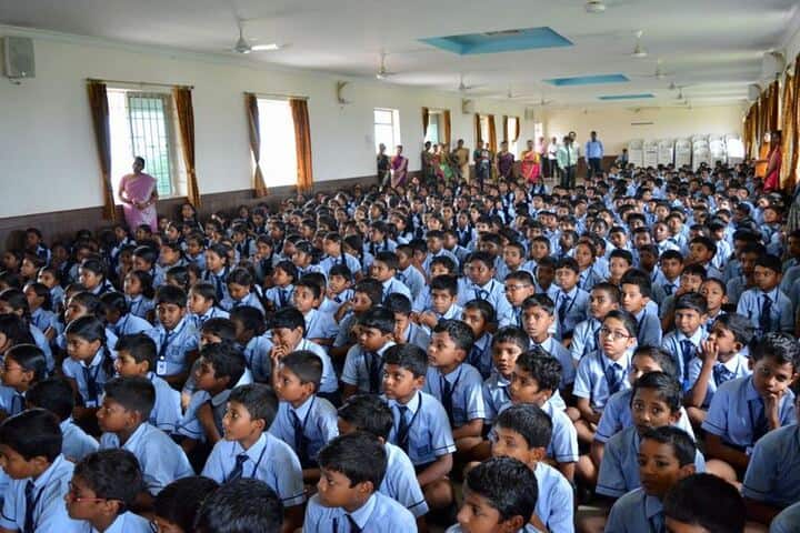 Rasi International School - hall