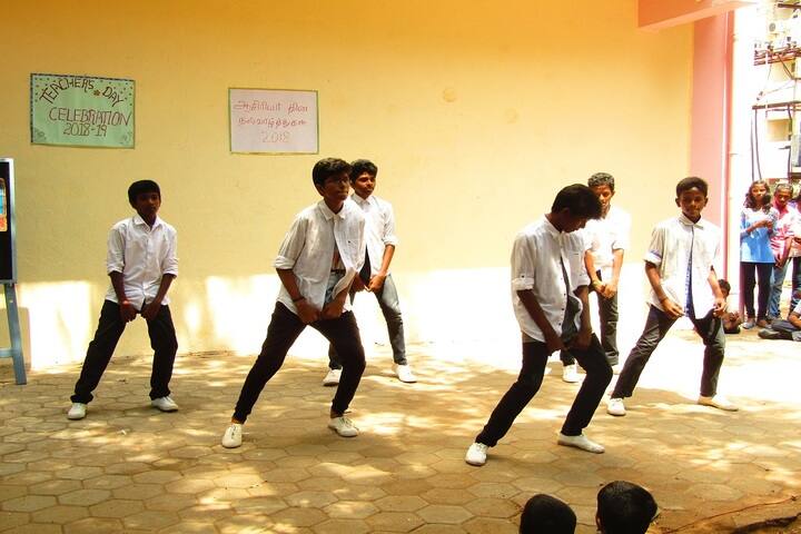 Reserve Bank Staff Quarters School-Dance