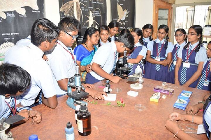 Santhanam Vidhyalaya-Science Lab