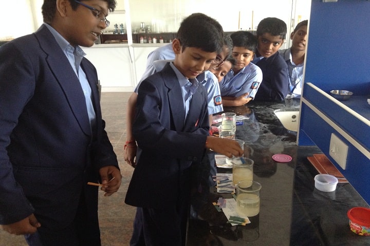 Sathyam International School-Science Lab