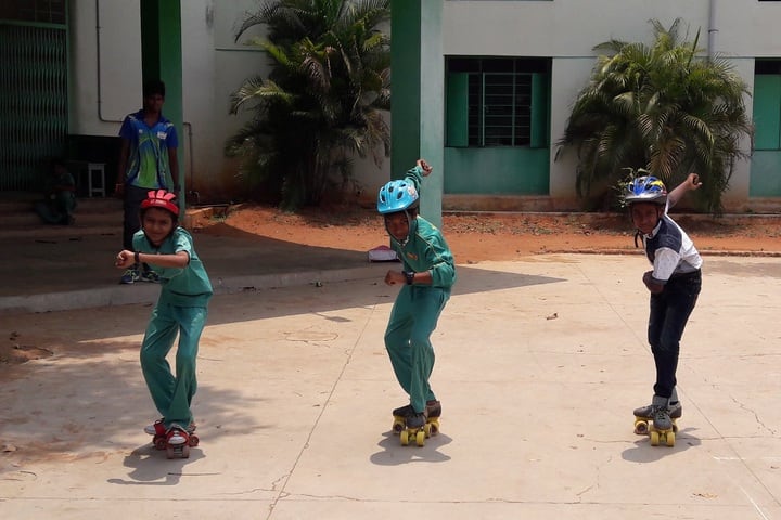 Shempark Public School-Skating