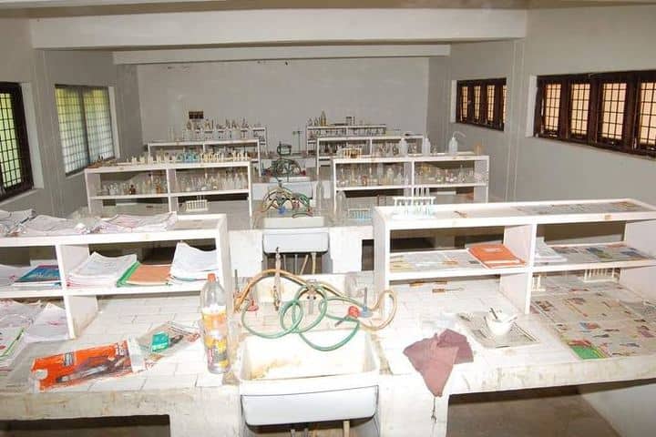 BVB Kamala Rani Sanghi Public School-Medical Lab