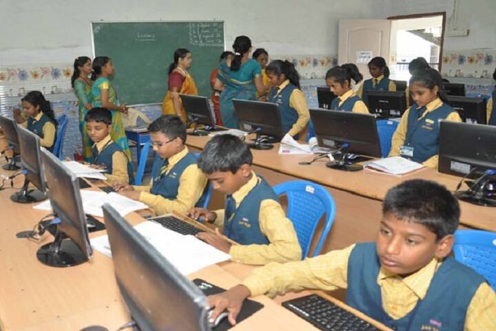 Shri Jay Raj Vidya Mandir School - Computer Lab