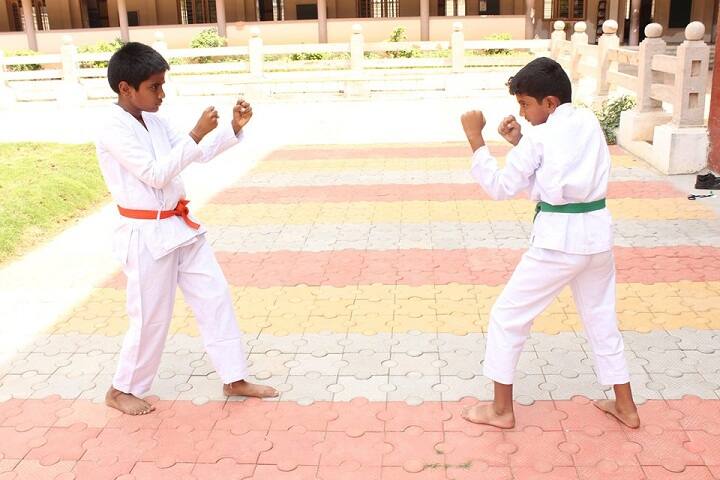 shri maharishi vidya mandir dindigul - karate