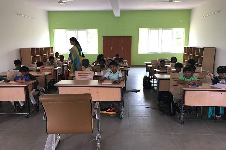 Shri Rosy Vidyaalaya - Class room